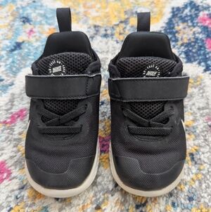 Nike Boys Sneakers, Black, Size 7C, Toddler Tennis Shoes